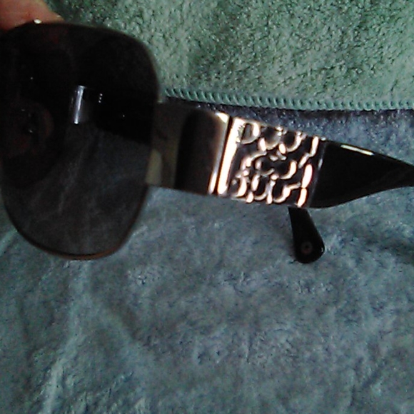 Coach shield sunglasses - Picture 5 of 11